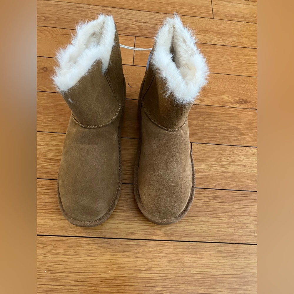 BRAND NEW SERRA Ladies Genuine Suede Boots SIZE 9, Brown